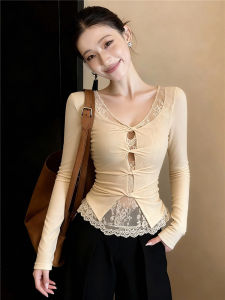 Lace Splicing Faux Two-Piece V-Neck Hollow T-Shirt