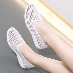 Breathable Hollow out Mesh Shoes Womens Summer Slip-On Nurse Style Flat Low Heel round Toe Rubber Sole Fashion Casual Sneakers