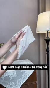 Quần Lót Nữ Họa Tiết Dâu Tây Nhỏ Xinh Chất Su Đúc Không Đường May Co Giãn Thoải Mái Thoáng Khí Mặc Êm Dịu
