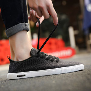 Spring Casual Mens Canvas Shoes Breathable Versatile Bean Bean Trendy Shoes British Style Low Top Flat Heel Rubber Outsole