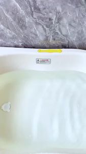 Water Spray Dinosaur for Baby and Child Shower and Bath Toy 1 Piece