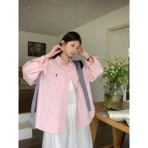 เสื้อเชิ้ตคอโปโลลายกระต่ายแขนยาวสไตล์เกาหลีสำหรับคู่รัก ทรงหลวม สวมใส่สบาย ผ้าโพลีเอสเตอร์ ฤดูใบไม้ผลิ 2025