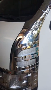 Smoothing Panel CHROME Toyota Hiace Commuter Grandia 2007-2018SUP C0D Corner Protector/Side Panel