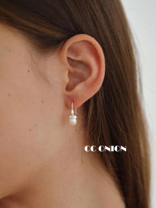 Natural Pearl Earrings Womens Commuter Lightweight Luxury Pure Silver Ear Hooks Fashionable French Design Original Jewelry