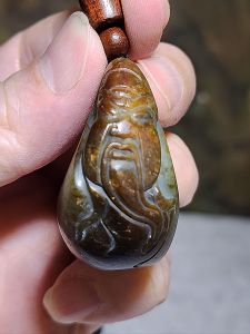 Gegegems Collection rare Pebble Nephrite maroon "Jade Skin" Guan Gong pendant (with certificate) 和田玉褐红皮籽玉巧雕红脸关公吊坠(带证书)