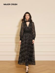 Vintage Design Ink-Dyed Rose Black Lace Dress