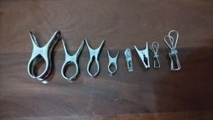 ที่หนีบผ้า ตัวหนีบผ้าสแตนเลส ไม้หนีบผ้า ไม้หนีบ ที่หนีบกางเกง ที่หนีบอเนกประสงค์ มีหลายขนาดให้เลือก ประหยัดพื้นที่ ใช้ง่ายสะดวก