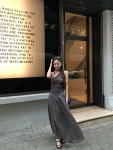 Elegant Gray Sleeveless Waist-Cinched Dress
