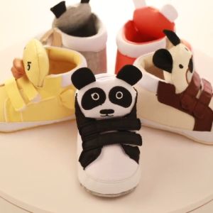 Newborn Baby Shoes Boys and Girls Cute Cartoon Dolls Warm High Top Sports Shoes Comfortable Soft Sole Walking Shoes