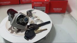 Kunci Kontak plus Kunci Jok Revo 110 Absolute Revo fit Revo ABS 35010-KWW-A00 HGP Free Gembok Cakram