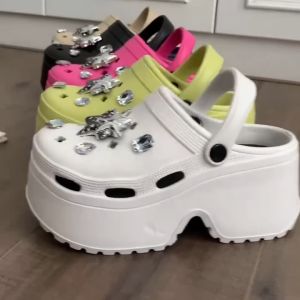 พร้อมส่ง💗 รองเท้าหัวโต สีโทนม่วงชมพู เสริมส้นสูง 7 cm มีสายรัดส้น แถมตัวติด 💗E-8899