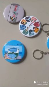 [terlaris] pin custom /gantungan kunci custom