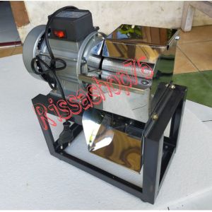 Mesin Parutan Kelapa Listrik Kuat Kokoh