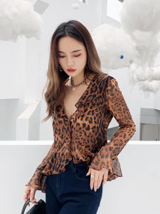 Áo Thun Nữ Họa Tiết Da Báo Cổ Chữ V Tay Áo Ống Loe Thời Trang Thường Ngày Mùa Hè 2022 Dài Tay Polyester Thường Xuyên