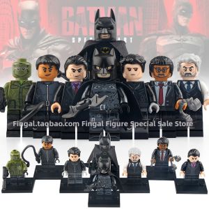 Super Hero DC Justice League Batman Catwoman Buildable Figure Toys