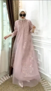 Gamis Brokat Jumbo Mewah Lydia Dres Tille Mix Brukat Full Puring Aplikasi Payet M L XL XXL 3XL Resleting Depan Aktif Dress Kondangan Busui Wanita Elegan Baju Muslimah Remaja Kekinian Model Terbaru Warna Dusty Burgundy Mahogany Hitam