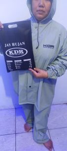 KDR RAINCOAT JAS HUJAN SETELAN JAKET dan CELANA BAHAN TEBAL ANTI BOCOR ELASTIS BAHAN PVC 025 By KDR