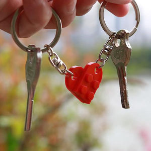 2Pcs Gantungan Kunci Couple Puzzle Bata Cinta Hati Couple Keychain Untuk Pasangan Persahabatan Hadiah Perhiasan Ulang Tahun
