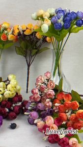 Bunga Kuncup Mini Artificial: Dekorasi Cantik Untuk Rumah & Acara