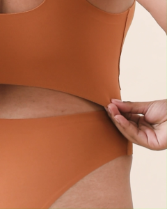 Herah Seamless Camisole with Built-In Bra Molded Cups for Natural Lift & Support Smooth Plus Size