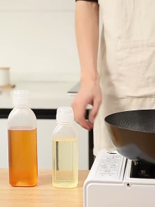 Oil Sauce & Vinegar Dispenser Bottle Markings Screaming Oil and Sauce Container for Home Kitchen Botol Sos 油醋分配瓶