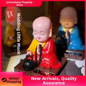 JUNHUIDA | Solar Powered Nodding Mallet-Hitting Monk Figurine
