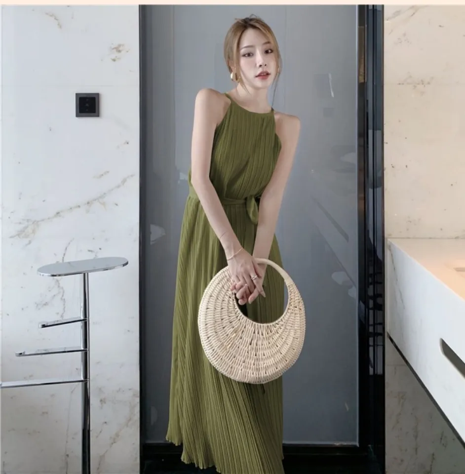 Váy Len Dài LALISA Đầm Maxi Suông Tay Dài Chất Len Dệt Kim Thiết Kế Hàn Quốc  Basic Hai Màu Đen Kem VD013 - Tìm Voucher