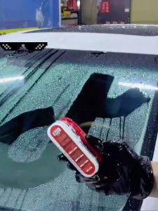 1000 times better field of view Car Glass Oil Film Remover 50 years without Oil Film car glass oil film cleaner Can remove and prevent oil stains rain stains and fog water mark remover glass Effect lasts 365 days car windscreen cleaner 油膜去除剂 汽车窗油膜清洁刷