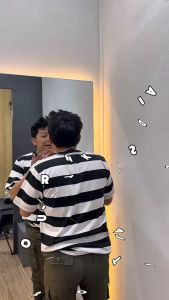 Mr Mads - Kaos Stripe Ashton - Hitam Putih