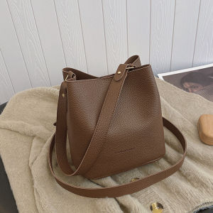 Retro Large Capacity Bucket Bag Fashionable Single Shoulder Crossbody Bag for Women Casual Soft PU Leather Handbag