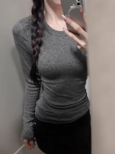 Áo Thun Dài Tay Màu Xám Ôm Vừa Vặn Cho Nữ Mùa Xuân Thu Đông Áo Lót Cổ Tròn Phong Cách Hàn Quốc