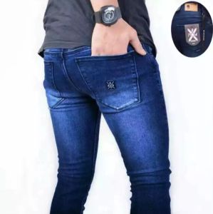 Celana Panjang Jeans Pria Bahan Ngaret & Model Slim Fit