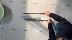 ไม้ถูพื้นแบบบิด ไม้ถูพื้นไมโครไฟเบอร์ ไม้ถูพื้นนาโน บิดได้เลยไม่เปียกมือ ความยาว 130cm Spin Mop ไม้ถูพื้น หมุนได้ 360 องศา