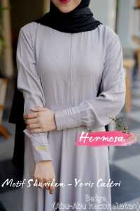 Gamis hermosa motif shuriken warna silver abu muda-Gamis wanita syari busui friendly premium-silver