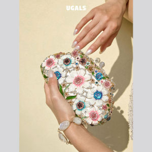 UGALS | Floral Shell Flower Rhinestone French Elegant Sweet Clutch