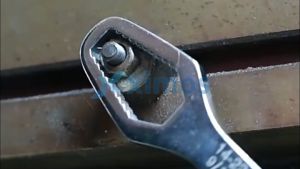 17mm 24mm Universal Wrench Adjustable Wrench Heavy Double-Sided Plum Wrench