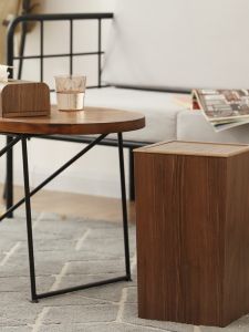 Nordic Style Creative Square Trash Can for Living Room Desktop Luxury Minimalist Design Shop Display Bin Asian Export Quality