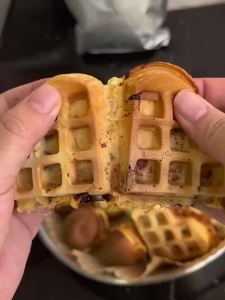 Professional Long Handle Waffle Baking Mold Square Double-Sided Waffle Maker Machine Durable Cast Aluminum Sandwich Maker Baking