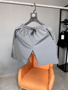 กางเกงขาสั้นผ้าไหมน้ำแข็งสำหรับผู้ชาย ทรงหลวม ระบายอากาศได้ดี แห้งเร็ว ทรงห้าส่วน กางเกงขาสั้นลำลองสำหรับฤดูร้อน