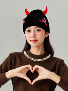 หมวกทรงหางม้าลายกุหลาบอบอุ่นสไตล์เกาหลี ทรงปากวัว หมวกถัก หมวกทรงกลม หมวกผ้าถักสำหรับผู้หญิง