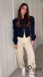 LOCAS Ladies Cropped Two Large Pockets Casual Coat Korean Casual Blazer Suit Jacket For Women Loose Retro Lapel Long Sleeve Top 2 Colors Bomber Jacket Tops