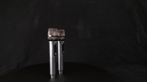 GTSVSOMA™ เยอรมนีนำเข้าเดิม SM208 ไมโครโฟนไร้สายลอย UHF ไมโครโฟนลอยชนิด C ไมโครโฟนชาร์จแบบไร้สาย 100 เมตรคุณภาพเสียงที่ชัดเจนเป็นพิเศษ KTV มือถือไมโครโฟนไร้สายคาราโอเกะร้องเพลงไมโครโฟนสามารถใช้งานต่อเนื่องได้ 12 ชั่วโมง