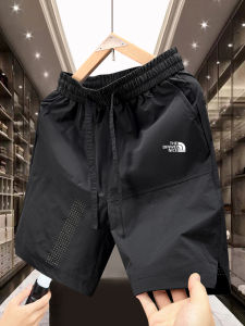 กางเกงขาสั้นชายผ้าโพลีเอสเตอร์แห้งเร็ว ทรงตรง ระบายอากาศได้ดี ทรงเอวกลาง กางเกงชายหาดสำหรับคู่รัก