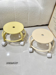 เก้าอี้เตี้ยมีล้อ เงียบสงบ ใช้ในบ้าน เก้าอี้เตี้ยสำหรับห้องนั่งเล่น โต๊ะกาแฟ ให้ความรู้สึกหรูหรา เก้าอี้เปลี่ยนรองเท้าแบบมีล้อ