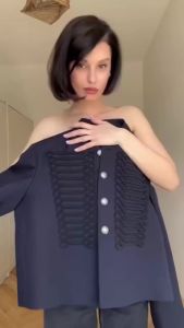 Womens Jacket 2026 New Spring Autumn Long Sleeve Button Single-Breasted Short Jacket Personality Fashion Female Outerwear