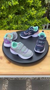 ANDO Perempuan Sepatu Sneakers LINI VELCRO