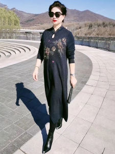 Warm Woolen Knitted Midi Dress Autumn Winter Qipao Modified Version Slimming Versatile Long Dress for Mom Commute Elegant Style