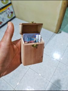 box kayu unik serbaguna untuk penyimpanan ukuran saku