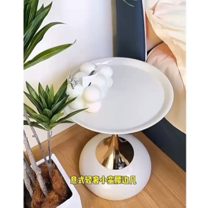 AI Home💕โต๊ะมุมห้องสไตล์ยุโรป โต๊ะข้างโซฟาห้องนั่งเล่นในบ้านขนาดเล็ก โต๊ะกาแฟโครงเว้าสไตล์ยุโรป โต๊ะกลมเล็กข้างเตียงห้องนอน