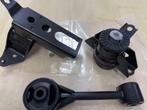 PERODUA ALZA 1.3 1.5 AT (AUTO) ENGINE MOUNTING SET (3 PCS ) DAIHATSU OEM QUALITY